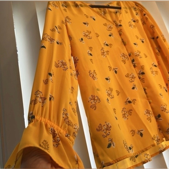 LOFT Yellow Floral Blouse - Picture 3 of 9